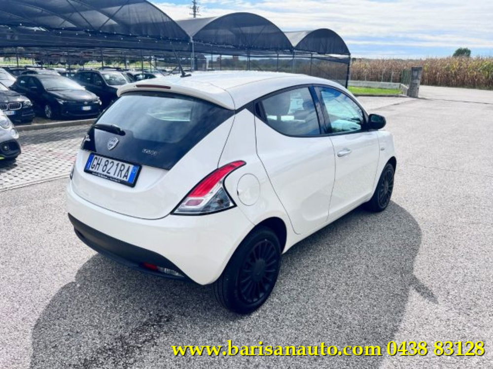 Lancia Ypsilon usata a Treviso (3)