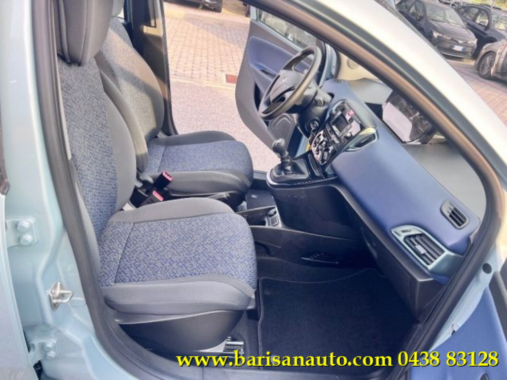 Lancia Ypsilon nuova a Treviso (7)