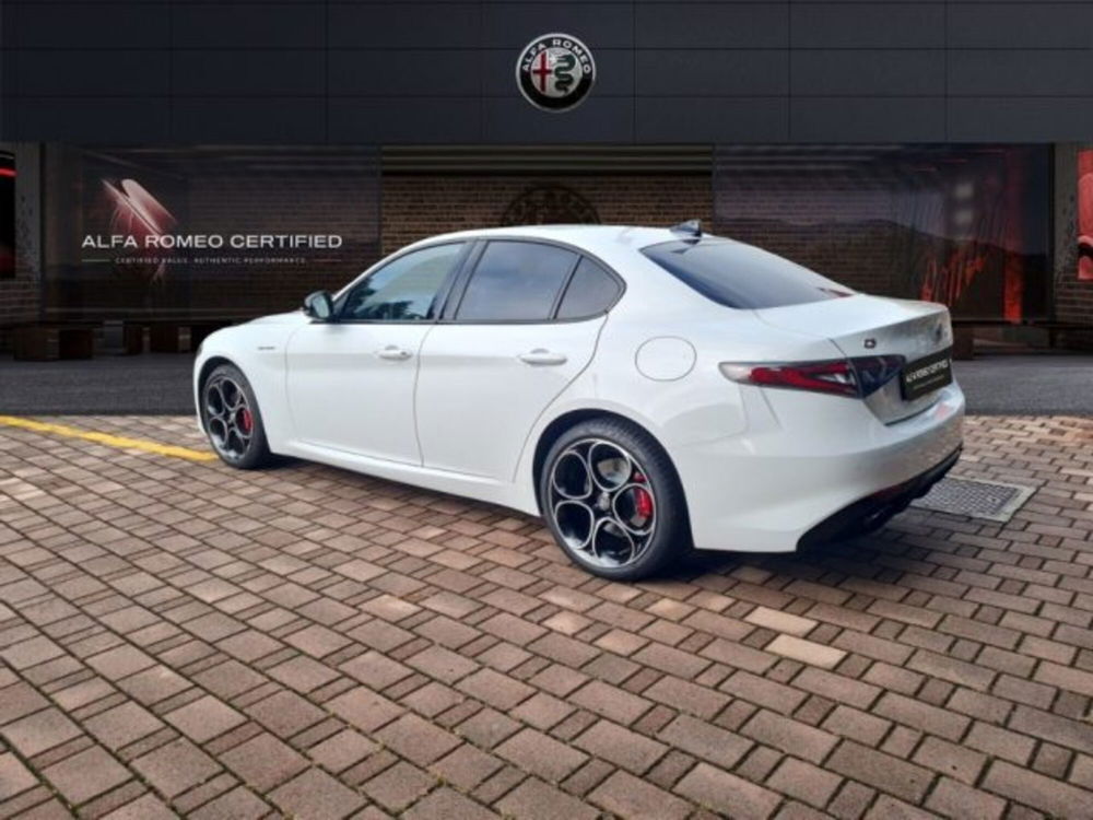 Alfa Romeo Giulia nuova a Monza e Brianza (7)