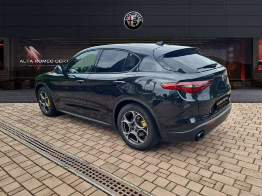 Alfa Romeo Stelvio usata a Monza e Brianza (7)