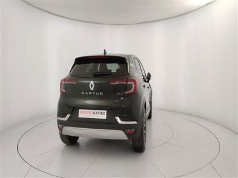 Renault Captur nuova a Bari (7)