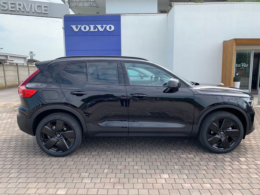 Volvo XC40 usata a Vercelli (4)