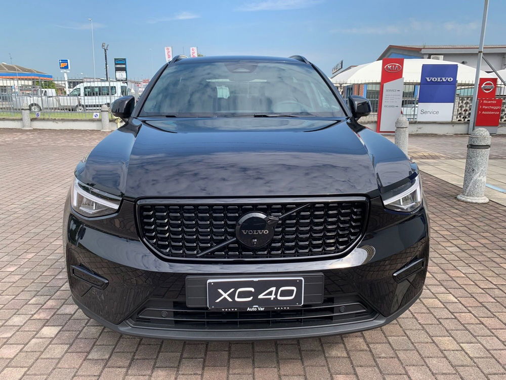 Volvo XC40 usata a Vercelli (5)