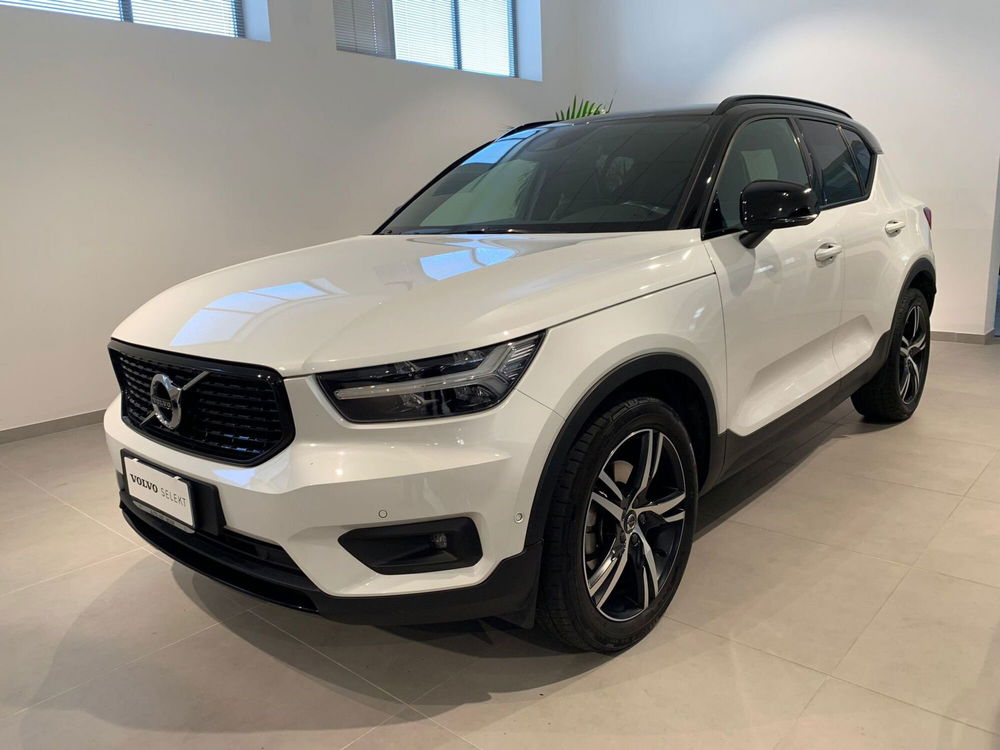 Volvo XC40 usata a Vercelli (2)