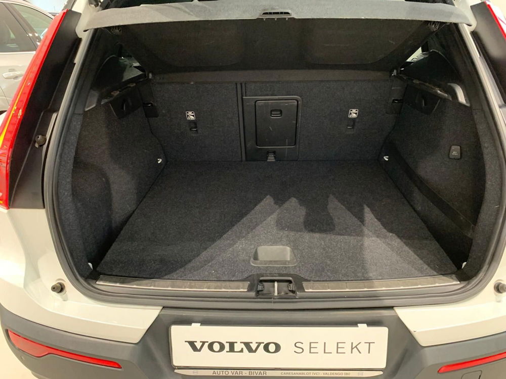 Volvo XC40 usata a Vercelli (7)