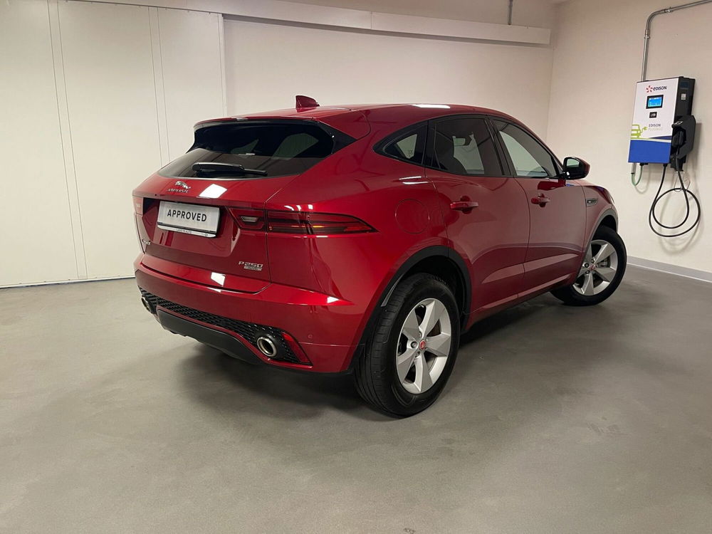 Jaguar E-Pace usata a Milano (11)