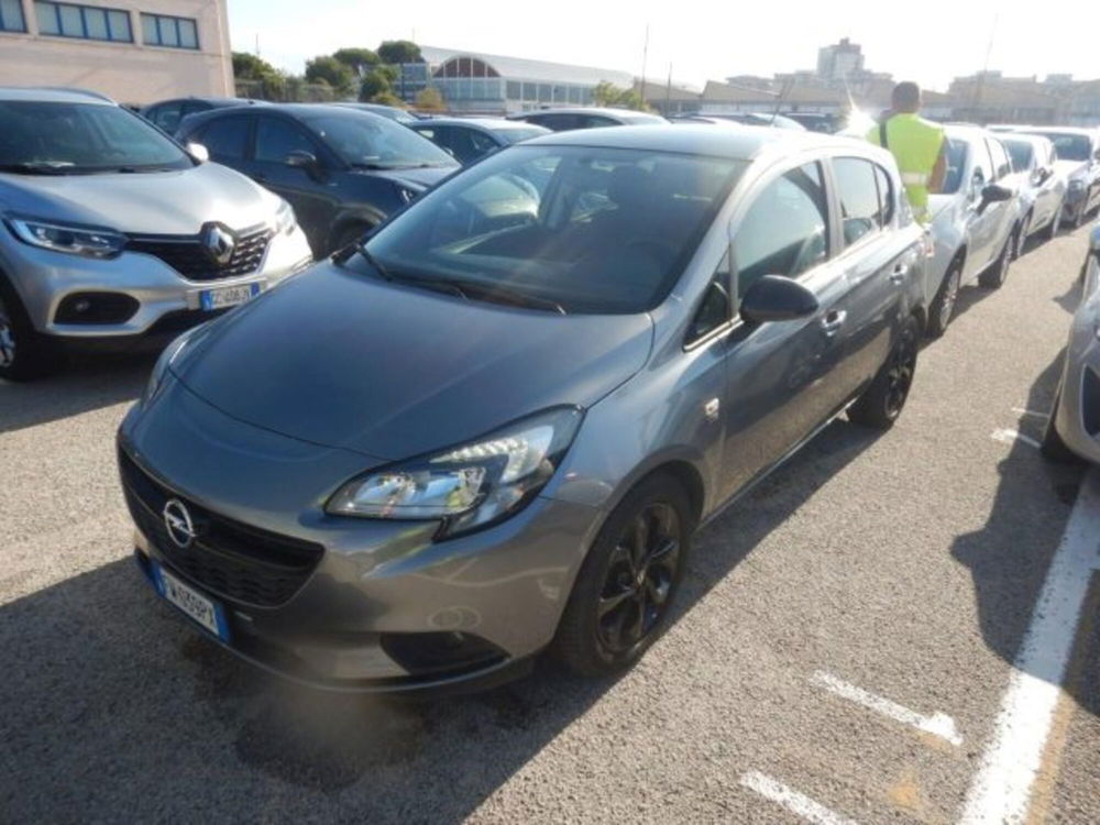 Opel Corsa usata a Salerno