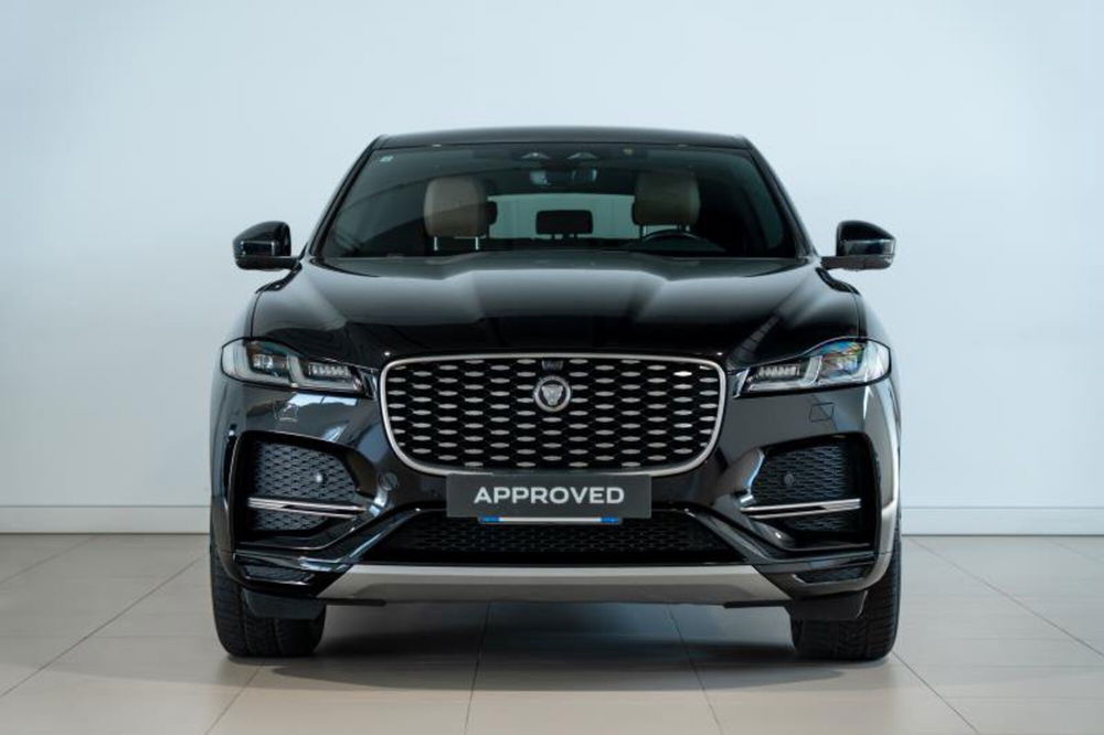 Jaguar F-Pace usata a Venezia (7)