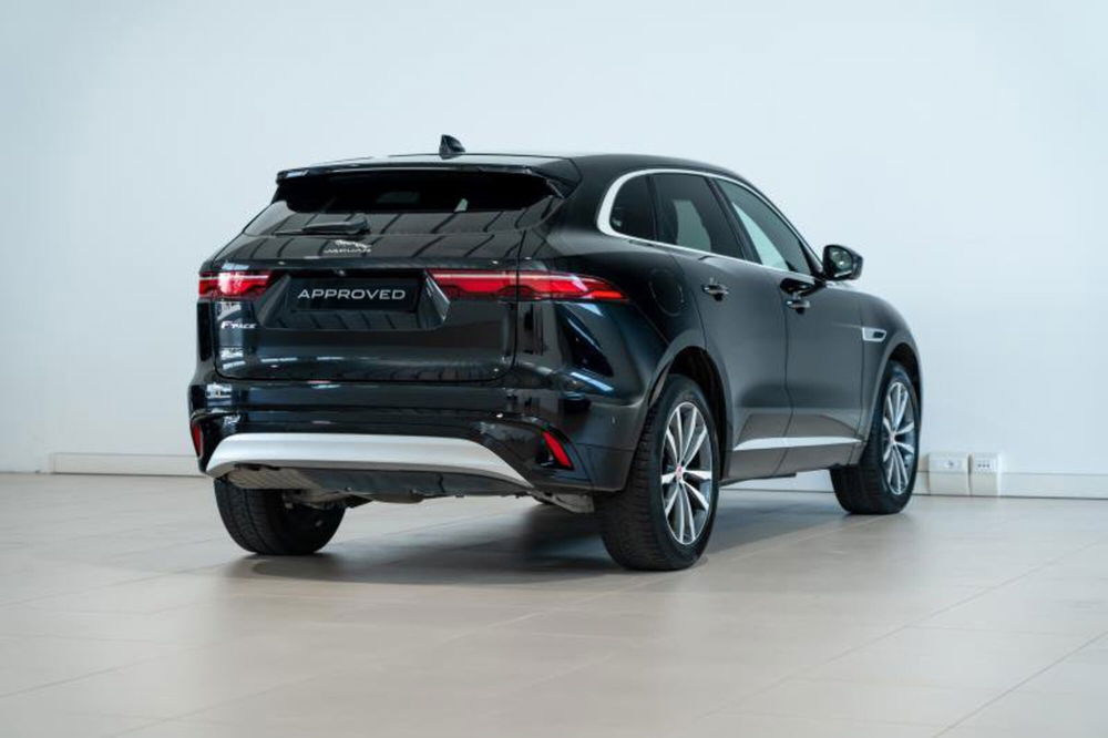 Jaguar F-Pace usata a Venezia (2)