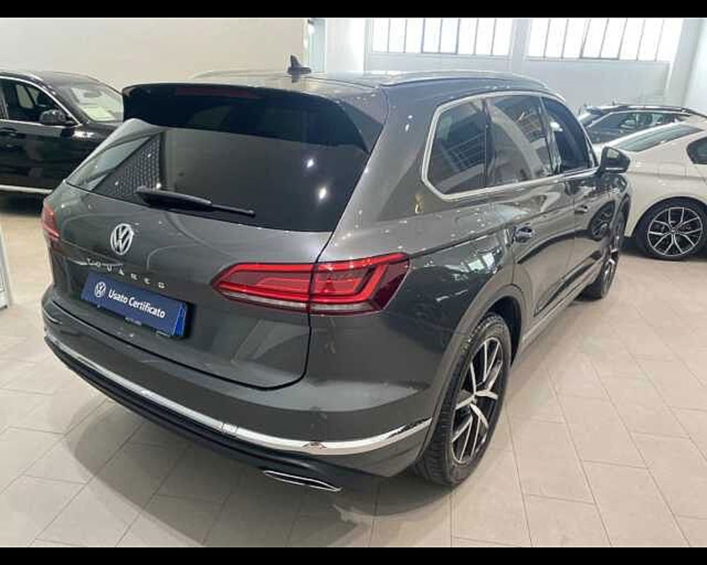 Volkswagen Touareg usata a Napoli (4)