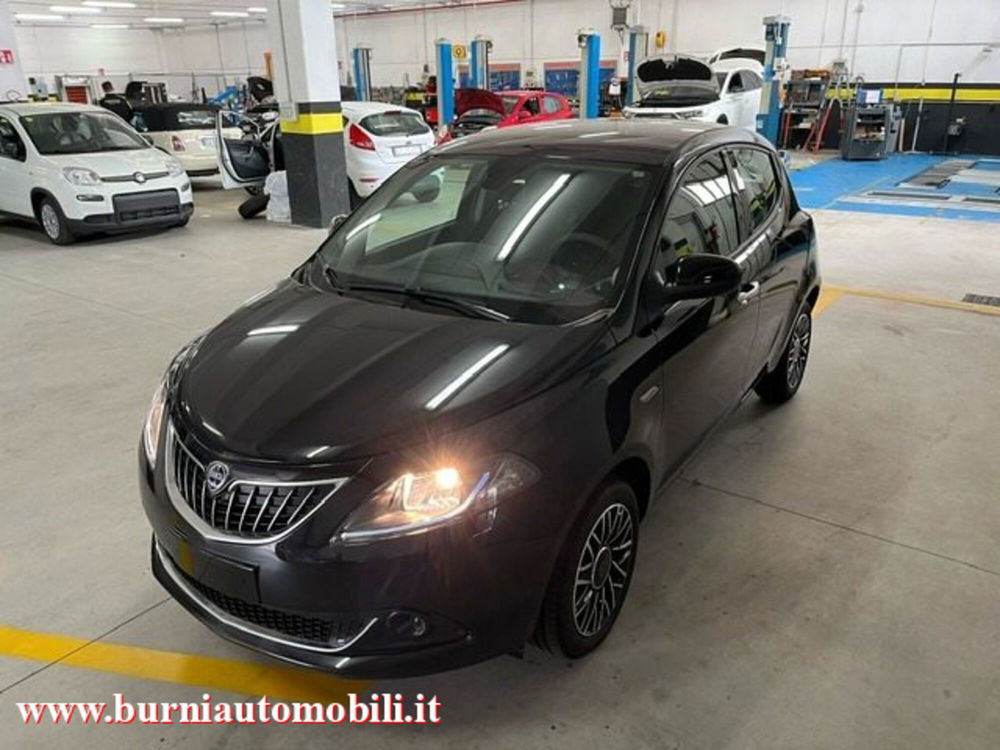 Lancia Ypsilon nuova a Milano