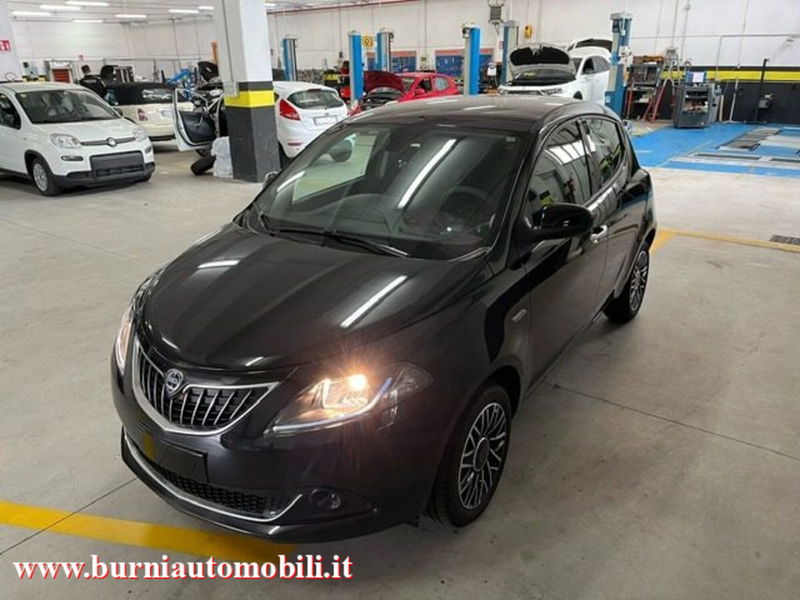 Lancia Ypsilon 1.0 FireFly 5 porte S&amp;S Hybrid Ecochic UnYca nuova a Cassano d&#039;Adda