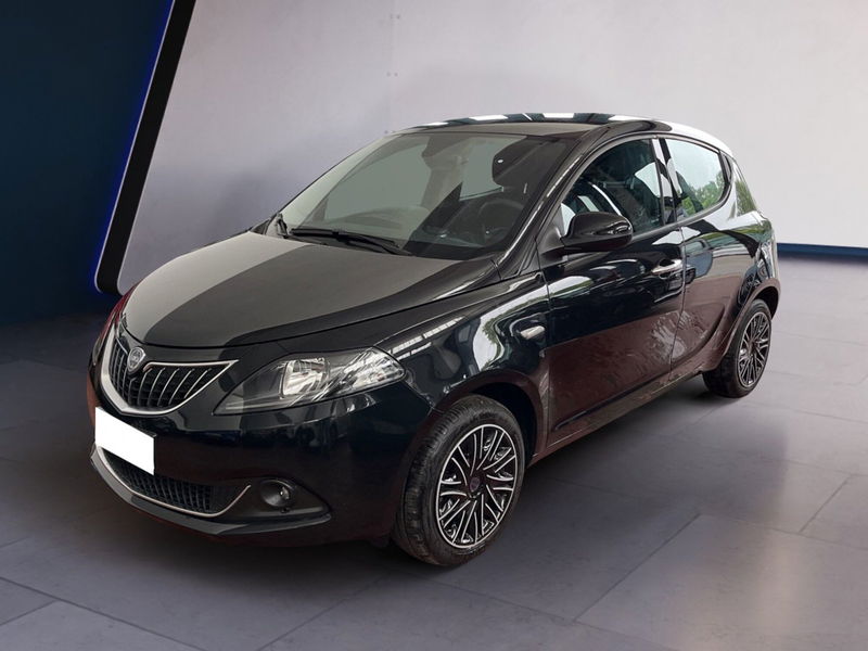 Lancia Ypsilon 1.0 FireFly 5 porte S&amp;S Hybrid Gold Plus del 2022 usata a Torino