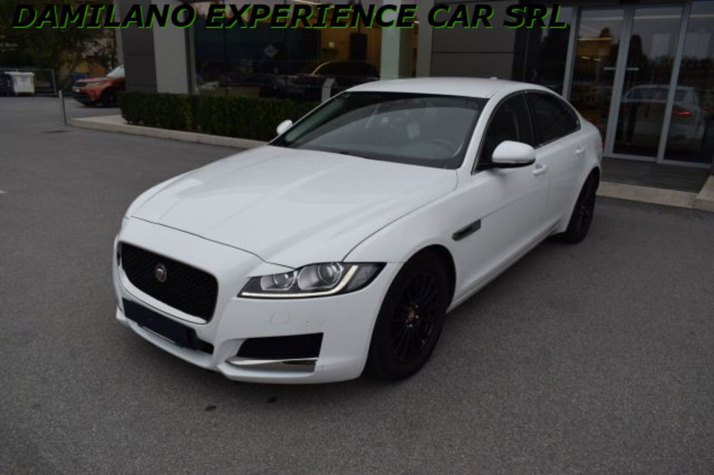 Jaguar XF usata a Cuneo