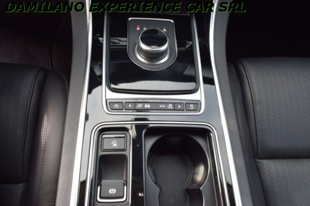 Jaguar XF usata a Cuneo (14)