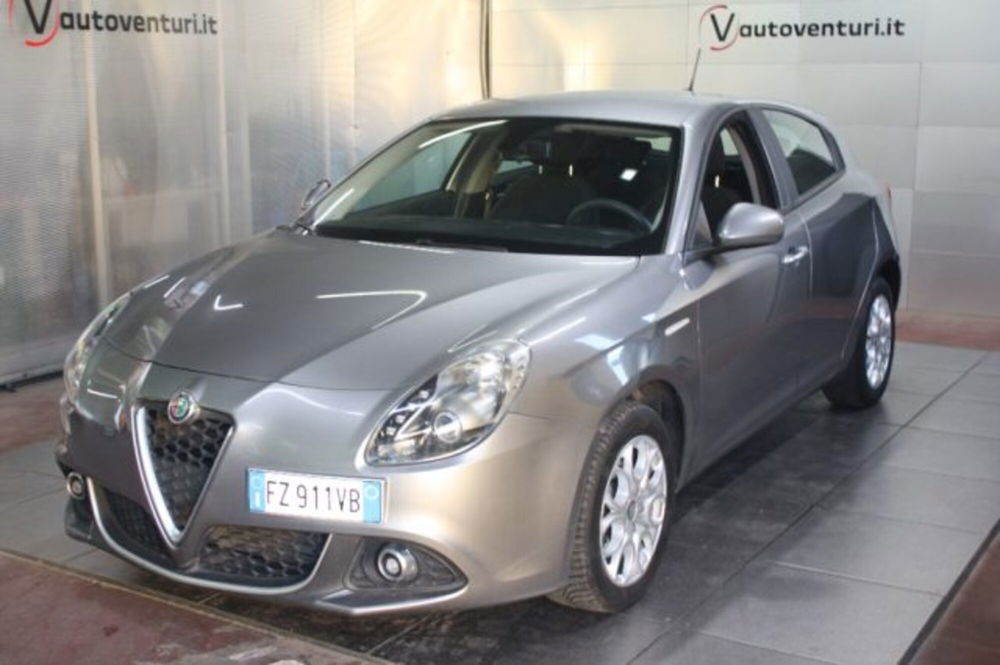 Alfa Romeo Giulietta usata a Viterbo (3)