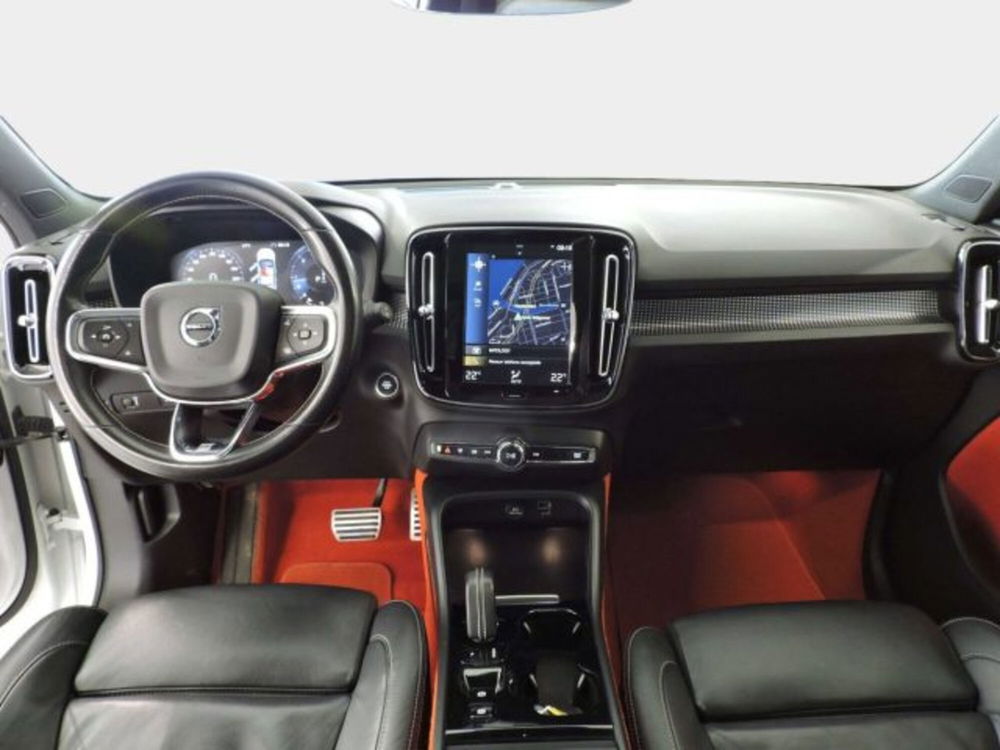 Volvo XC40 usata a Firenze (13)