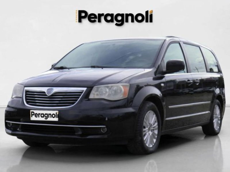 Lancia Voyager 2.8 Turbodiesel Gold 163 CV del 2012 usata a Firenze