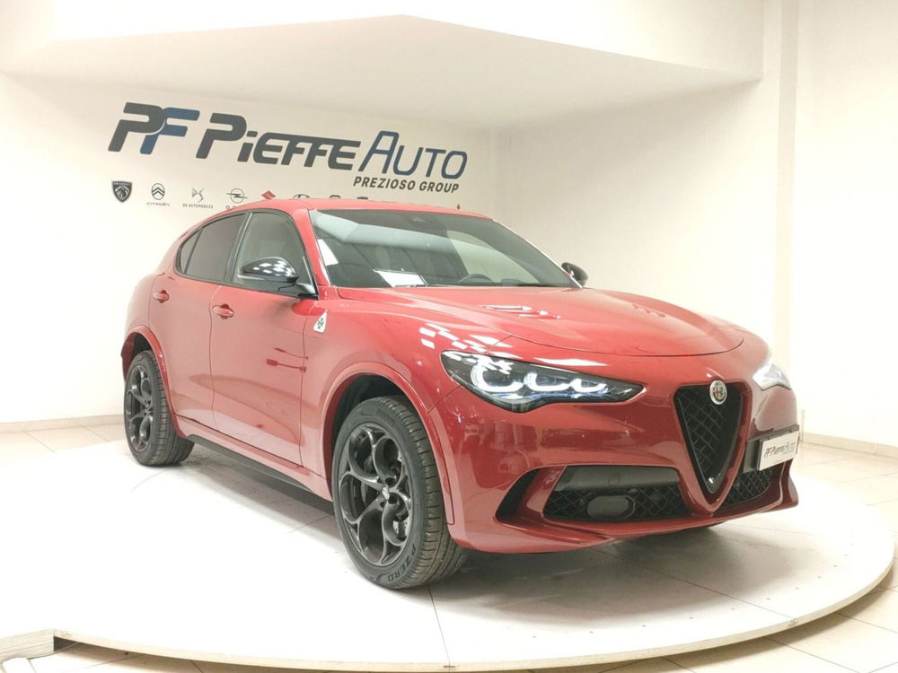 Alfa Romeo Stelvio usata a Teramo (6)