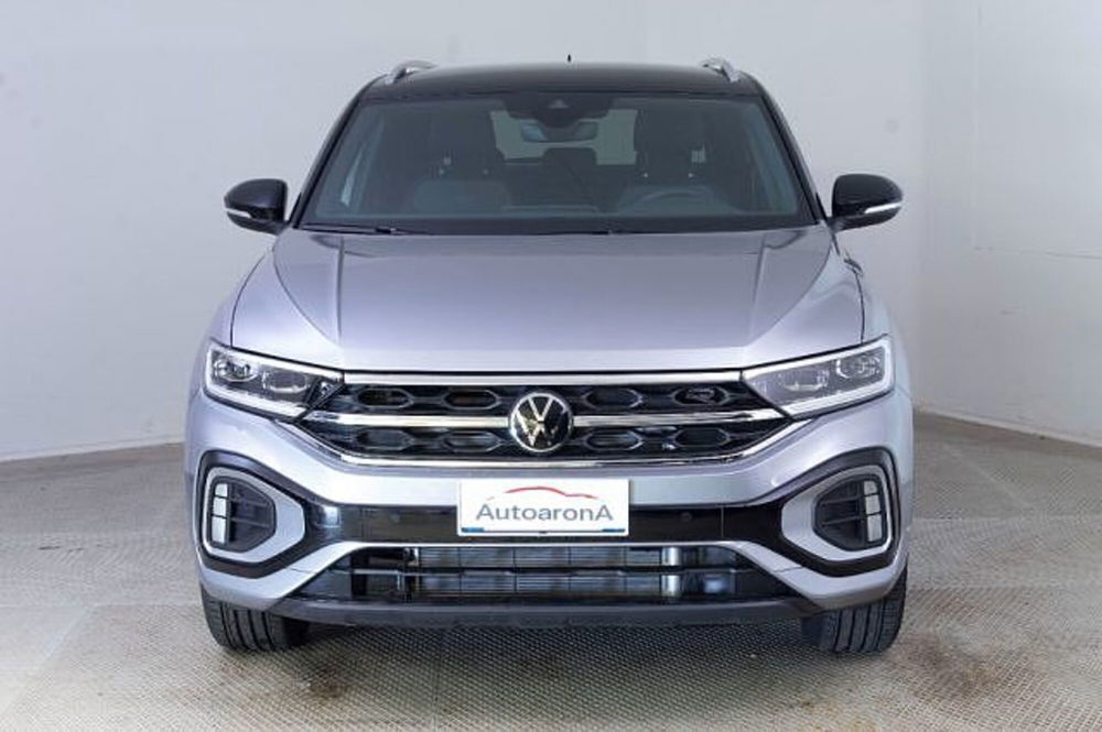 Volkswagen T-Roc Cabrio nuova a Novara (3)