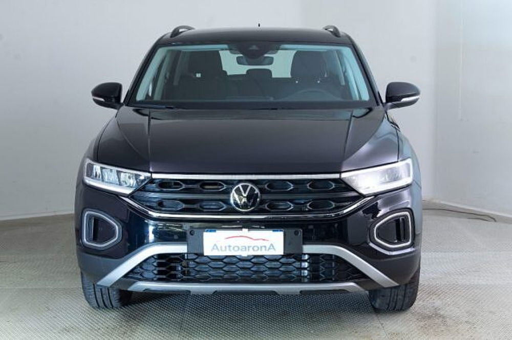 Volkswagen T-Roc nuova a Novara (2)