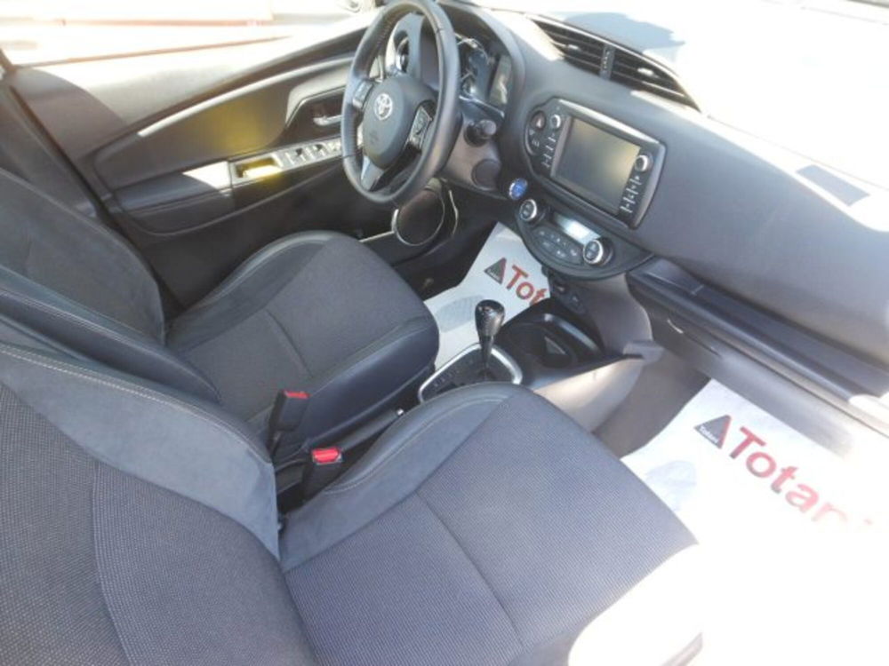 Toyota Yaris usata a L'Aquila (20)