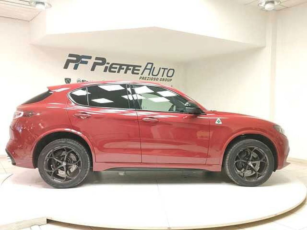 Alfa Romeo Stelvio usata a Teramo (5)