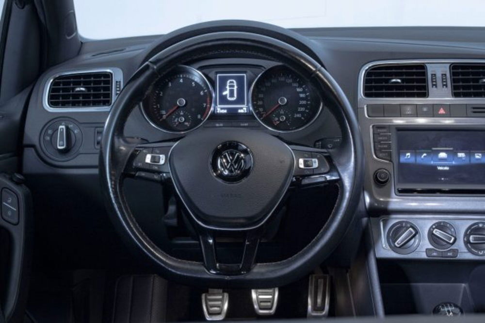 Volkswagen Polo usata a Novara (12)