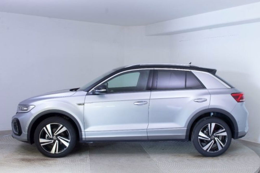 Volkswagen T-Roc nuova a Novara (2)