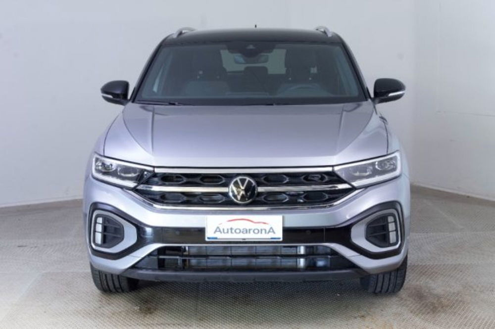 Volkswagen T-Roc nuova a Novara (3)