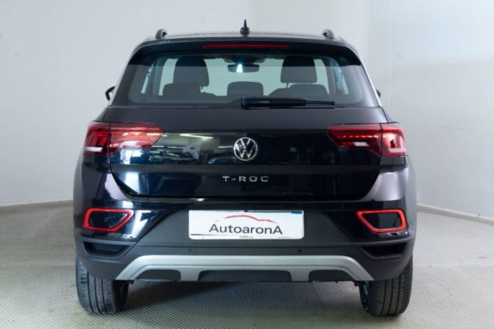 Volkswagen T-Roc nuova a Novara (5)