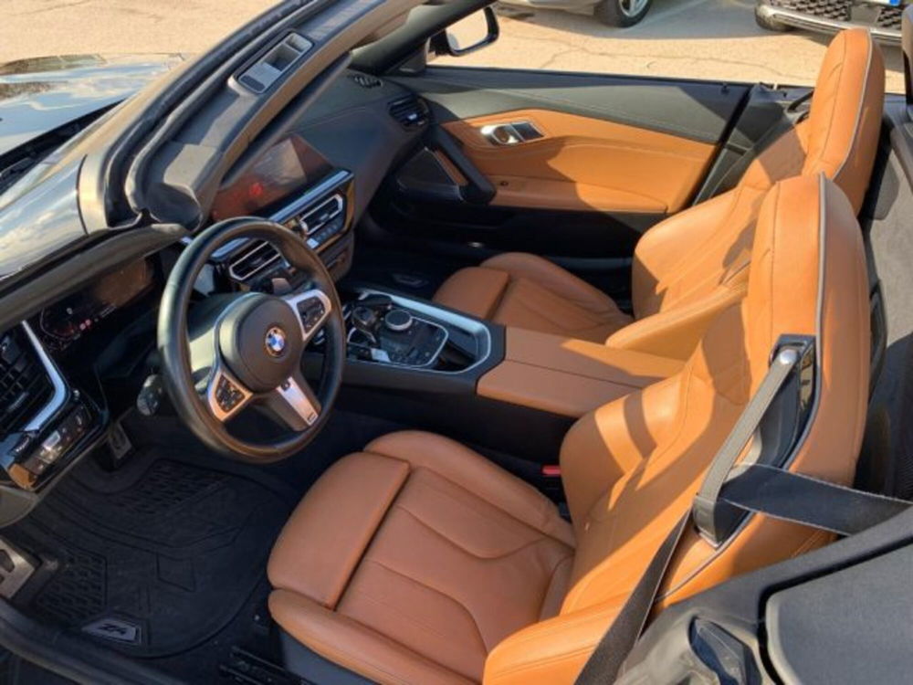 BMW Z4 Cabrio usata a Lecce (11)