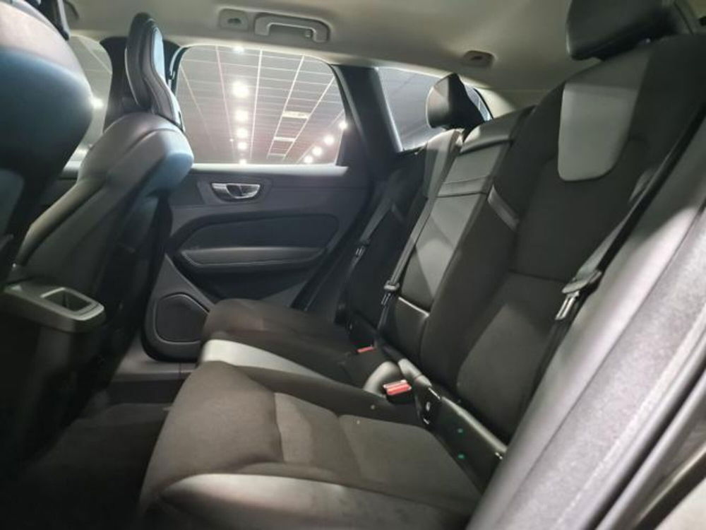 Volvo XC60 usata a Torino (9)