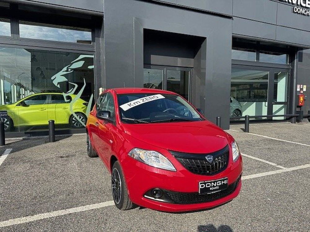 Lancia Ypsilon nuova a Brescia (2)