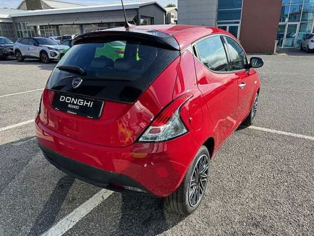 Lancia Ypsilon nuova a Brescia (4)