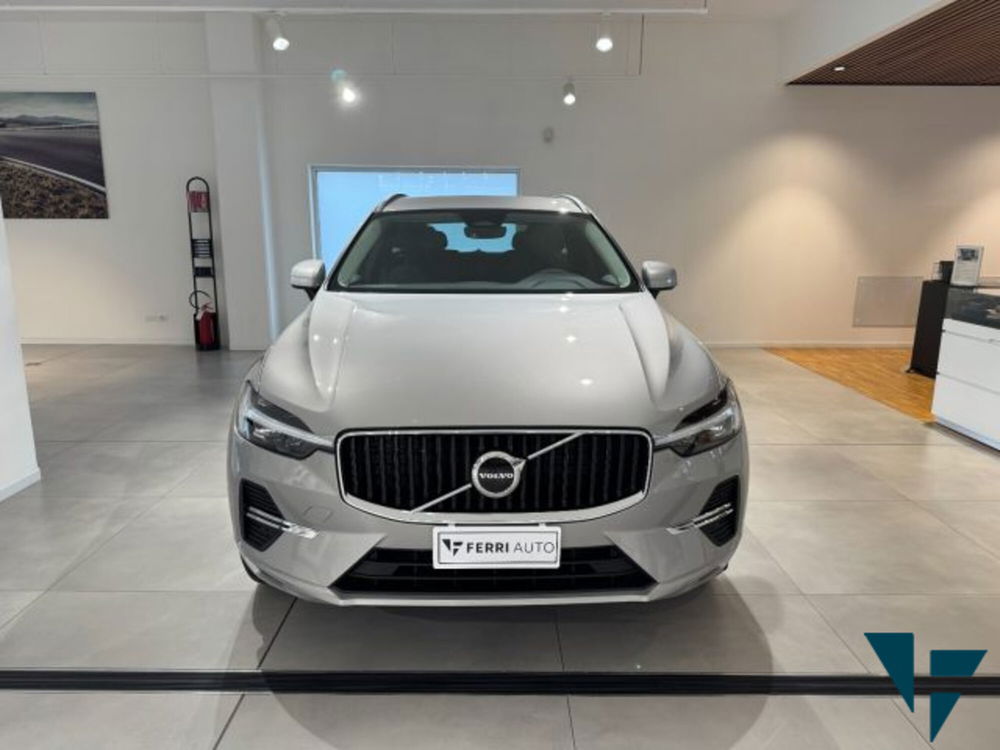 Volvo XC60 nuova a Udine (3)