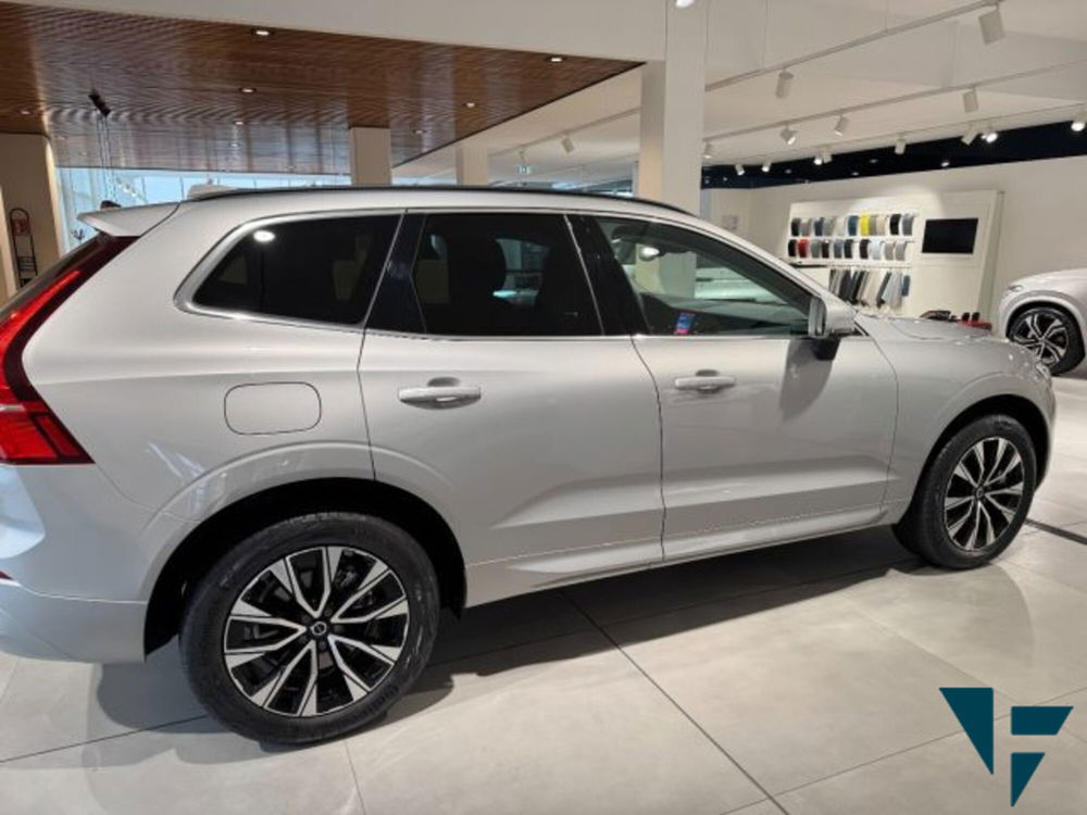 Volvo XC60 nuova a Udine (6)