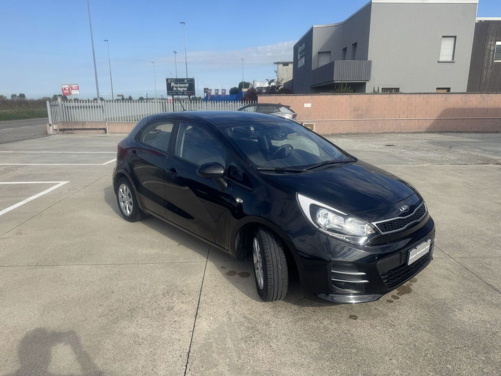 Kia Rio usata a Cremona (4)