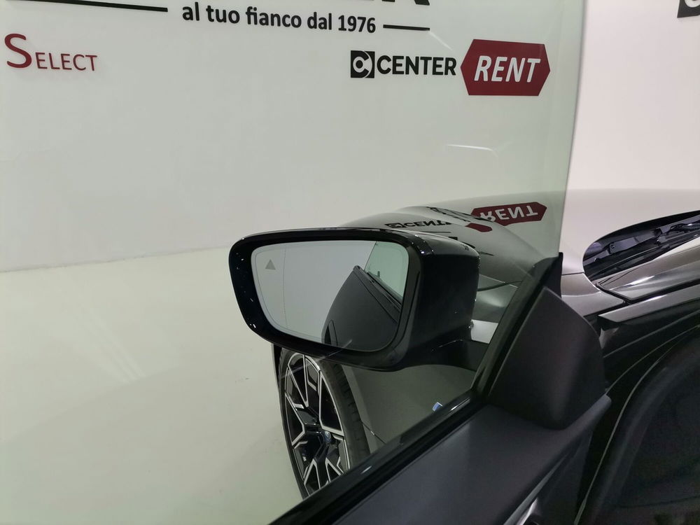 BMW i4 nuova a Salerno (13)