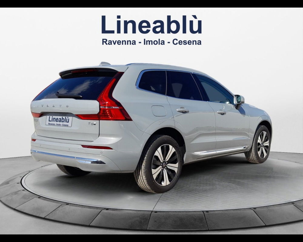 Volvo XC60 nuova a Ravenna (5)