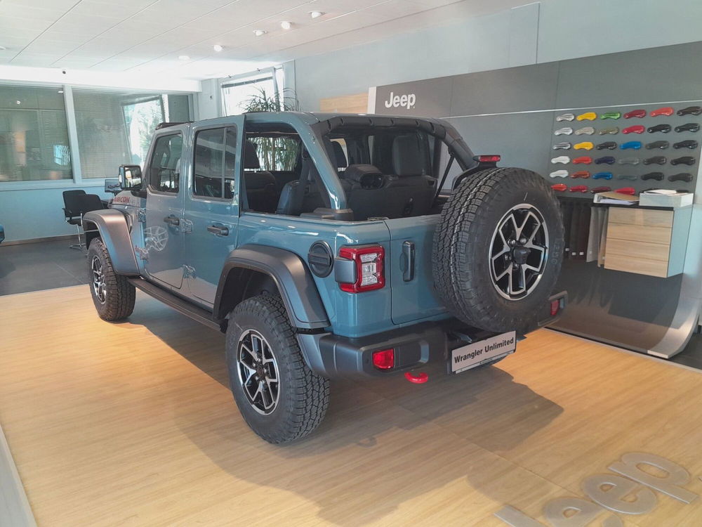 Jeep Wrangler Unlimited nuova a Ancona (6)