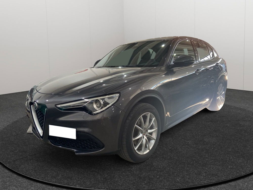 Alfa Romeo Stelvio usata a Caltanissetta (2)