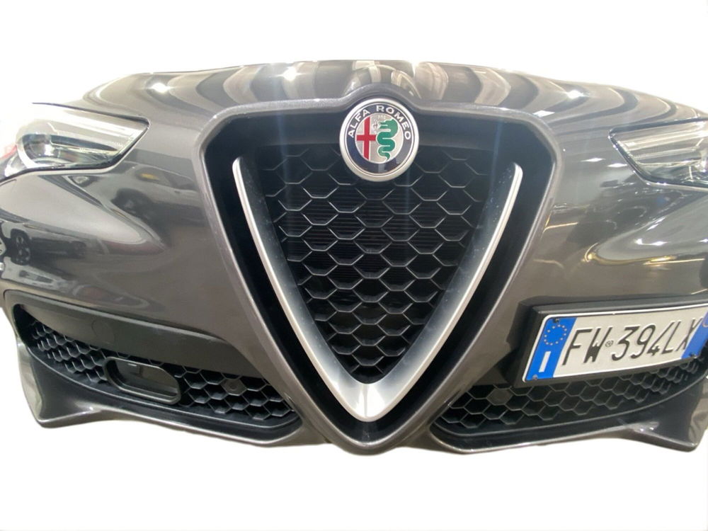 Alfa Romeo Stelvio usata a Caltanissetta (16)