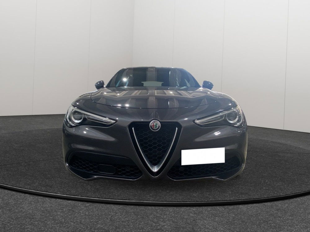 Alfa Romeo Stelvio usata a Caltanissetta (3)