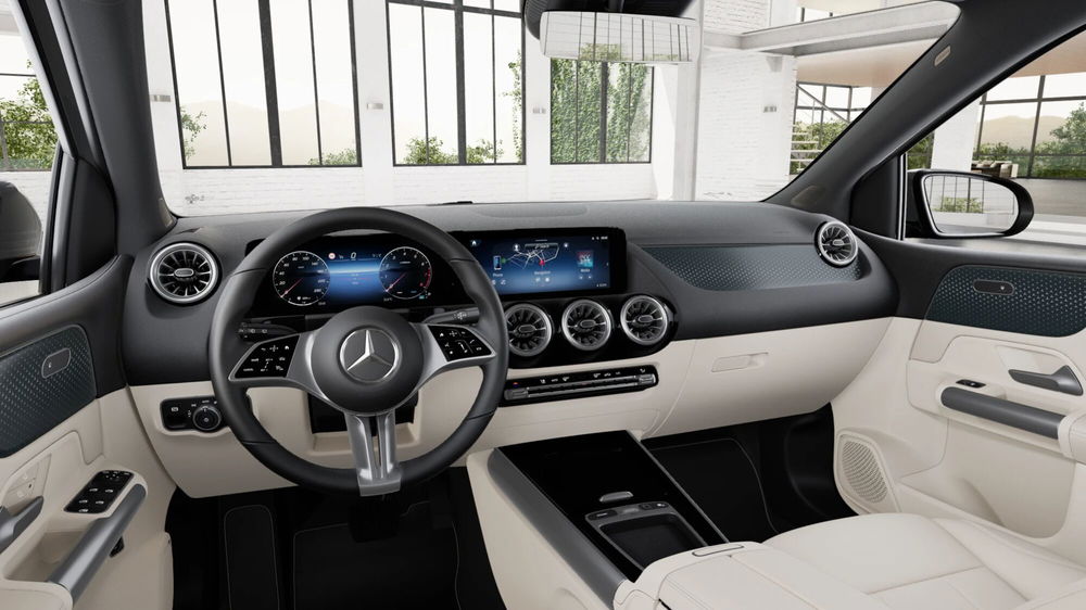 Mercedes-Benz Classe B nuova a Milano (6)