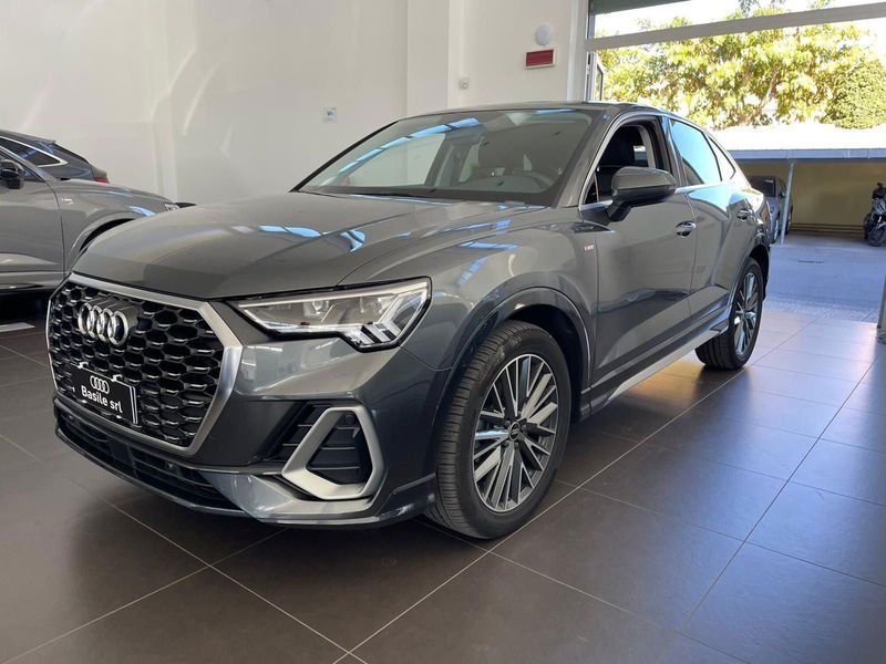 Audi Q3 Sportback 35 TDI quattro S tronic S line edition  del 2023 usata a Martina Franca