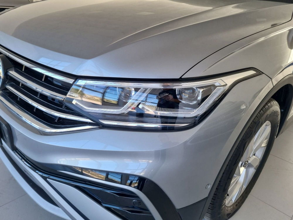 Volkswagen Tiguan nuova a Potenza (19)