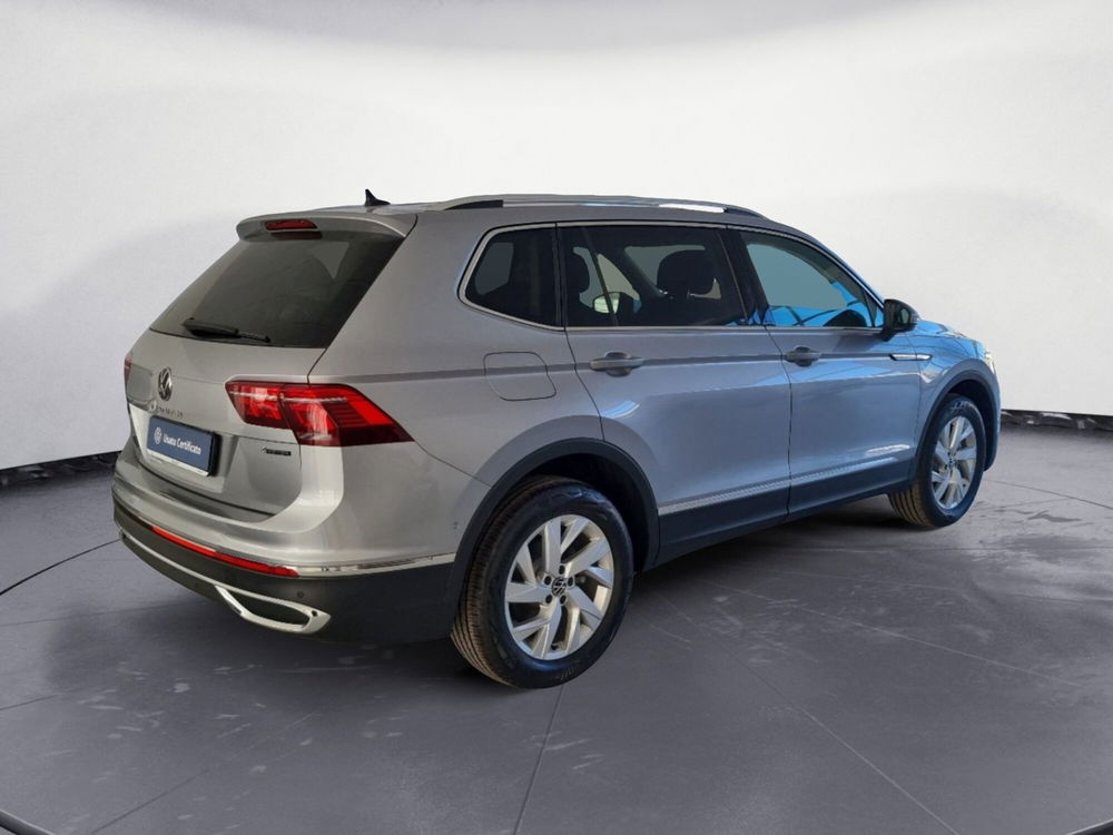 Volkswagen Tiguan nuova a Potenza (6)