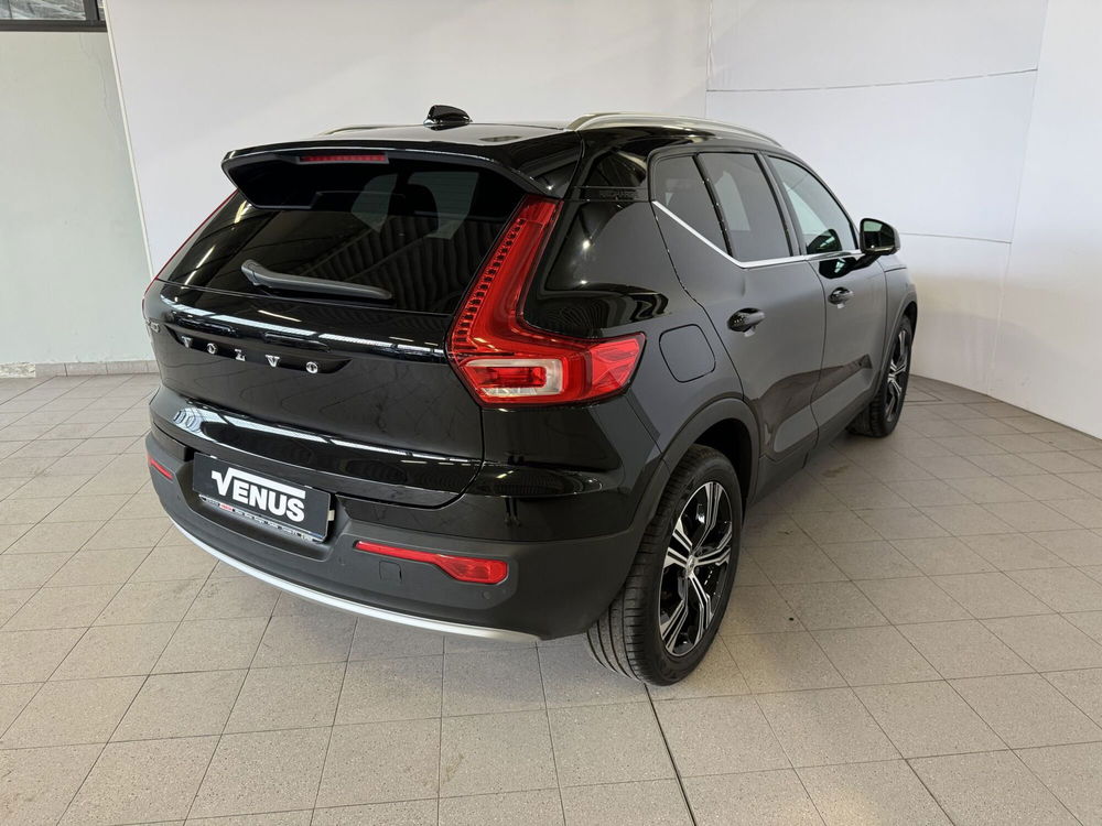 Volvo XC40 usata a Monza e Brianza (7)