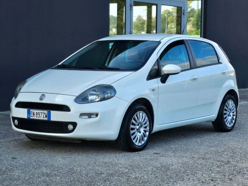 Fiat Punto 1.3 MJT II 75 CV 5 porte Easy  del 2012 usata a Foggia